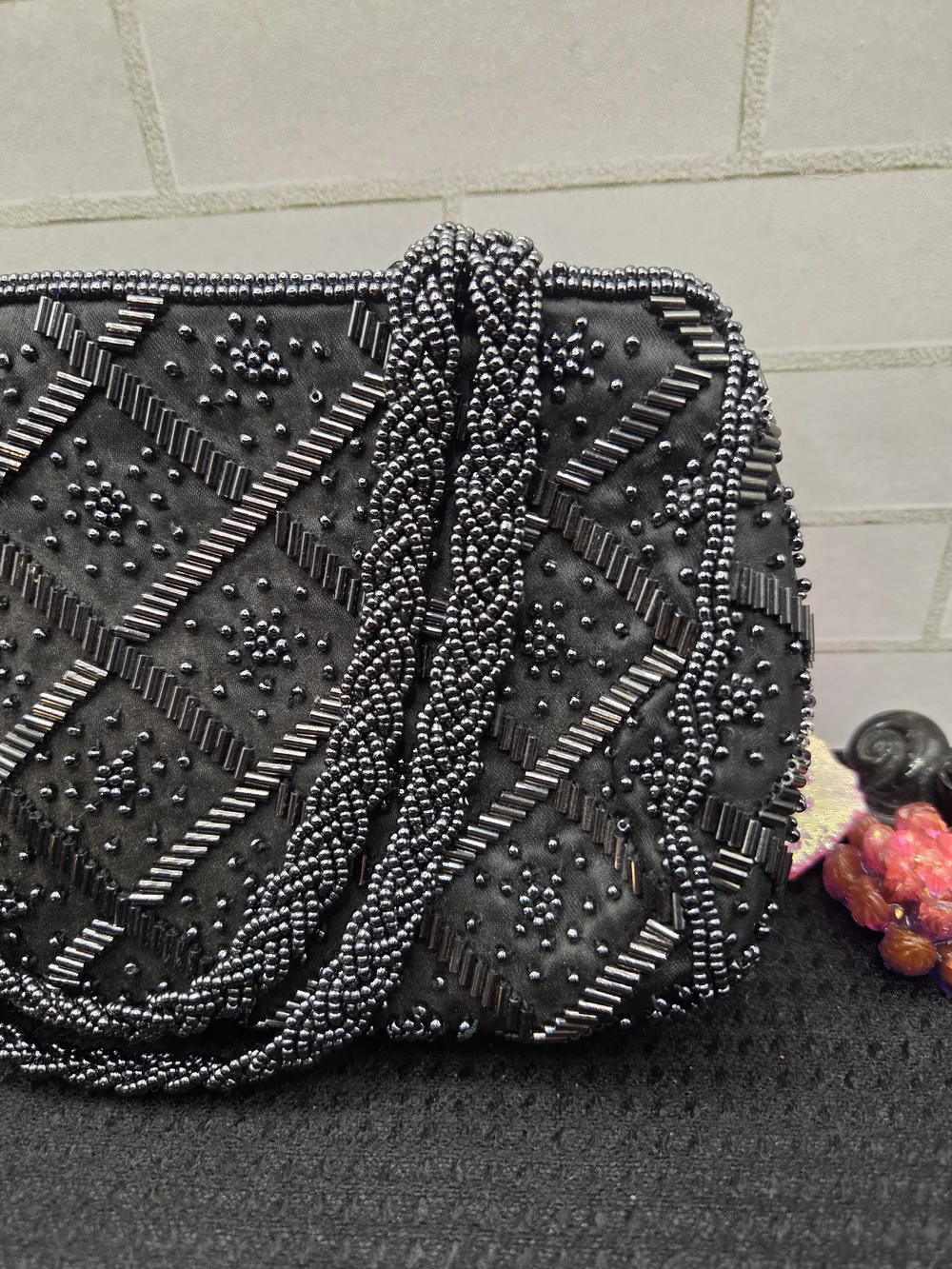 Vintage La Regale Black Beaded Evening Clutch with Braided Strap - Picture 3 of 5